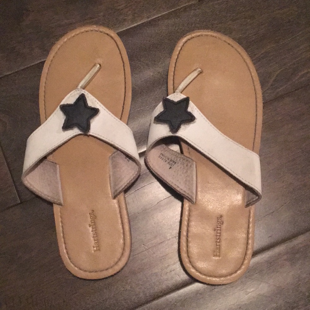 Girls Hartstrings flip flops with Velcro stars